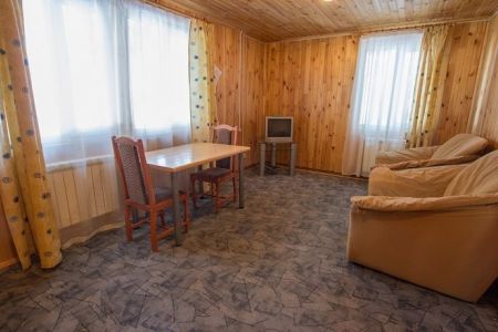 Домик 2-местный 2-комнатный (№9, 52)