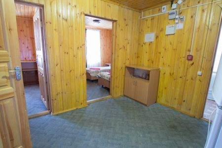 Домик 4-местный 3-комнатный (№4, 5, 8, 11)