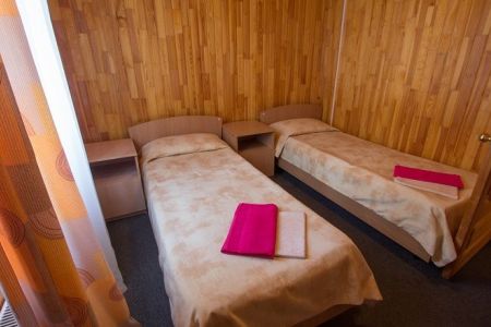 Домик 6-местный 4-комнатный (№55)