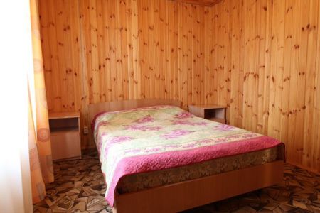 Домик 6-местный 3-комнатный (№51, 12, 13) летний